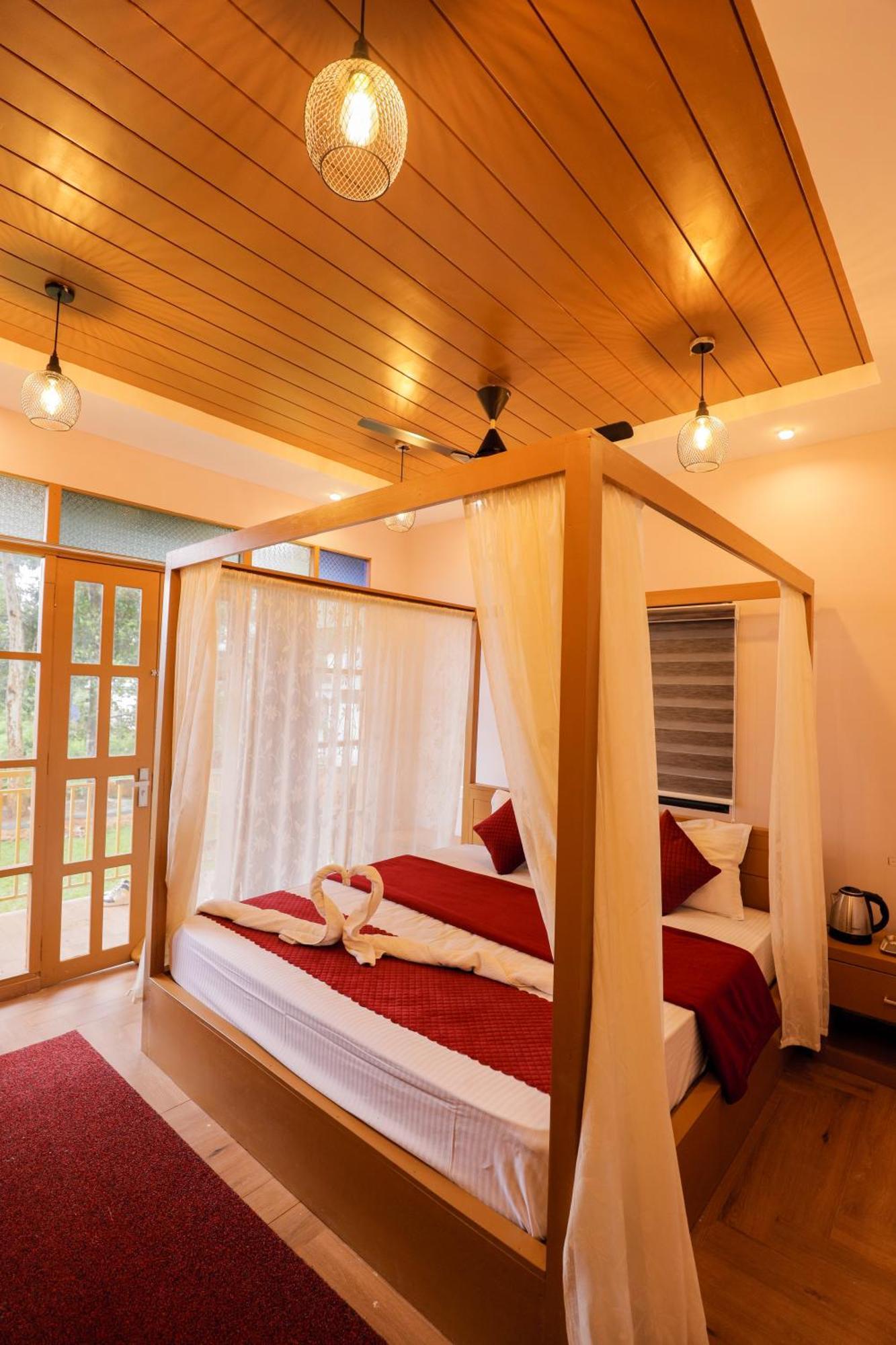 Sky Blue Homestay With Pool Vythiri Exterior foto