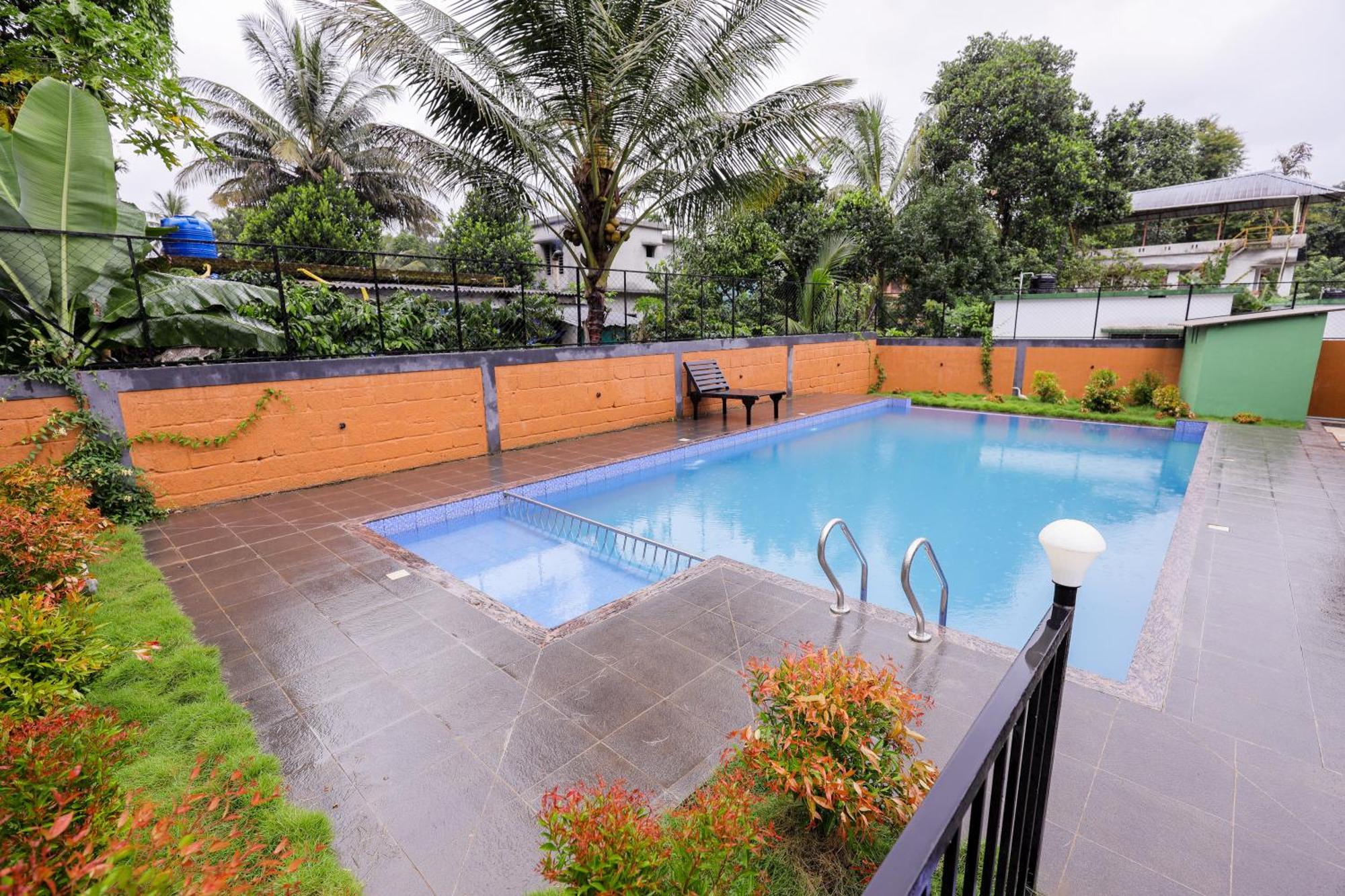 Sky Blue Homestay With Pool Vythiri Exterior foto