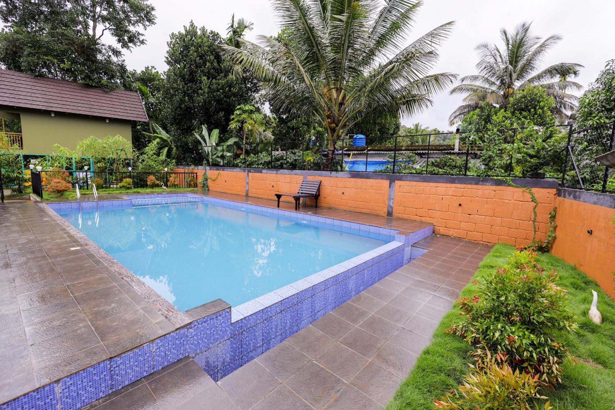 Sky Blue Homestay With Pool Vythiri Exterior foto